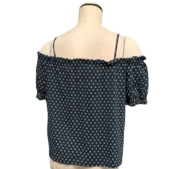 H&M Off Shoulder Short Sleeve Peasant Top Sz M Black Blue White 195K - Picture 7 of 10